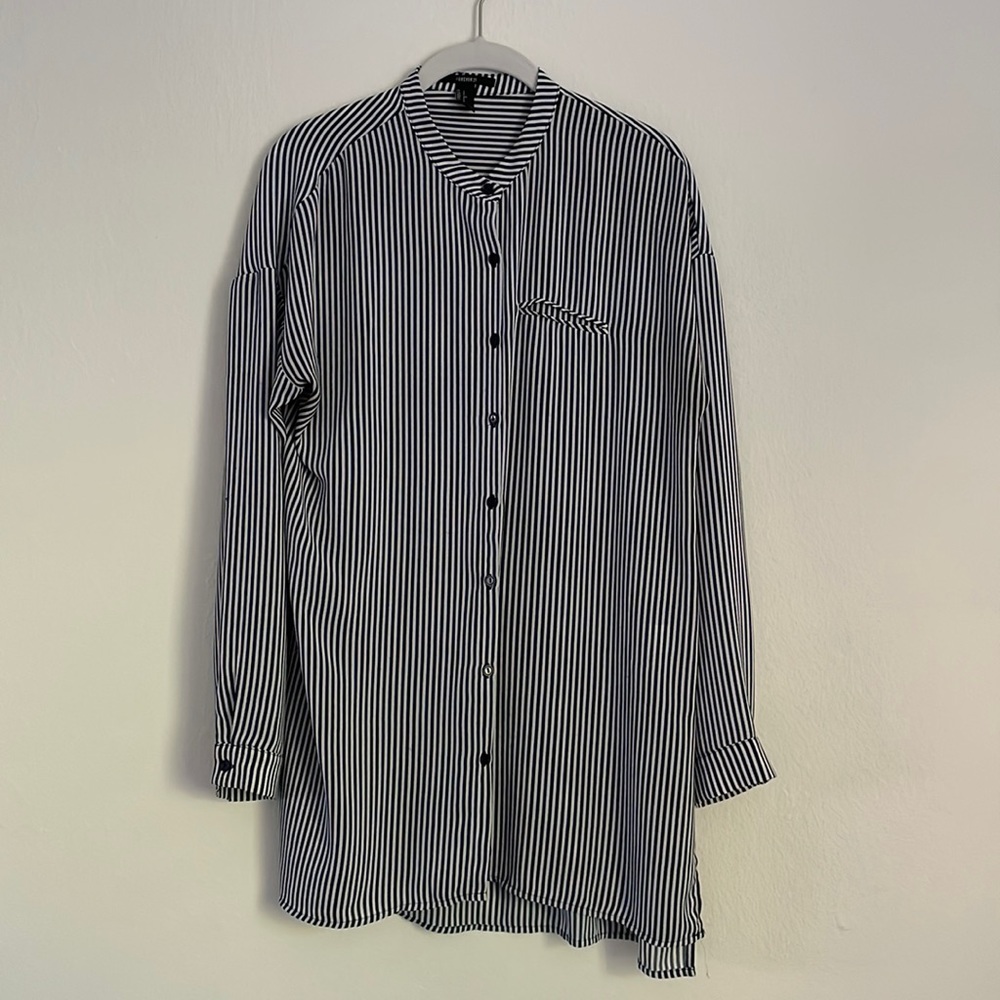 Navy striped Forever 21 blouse